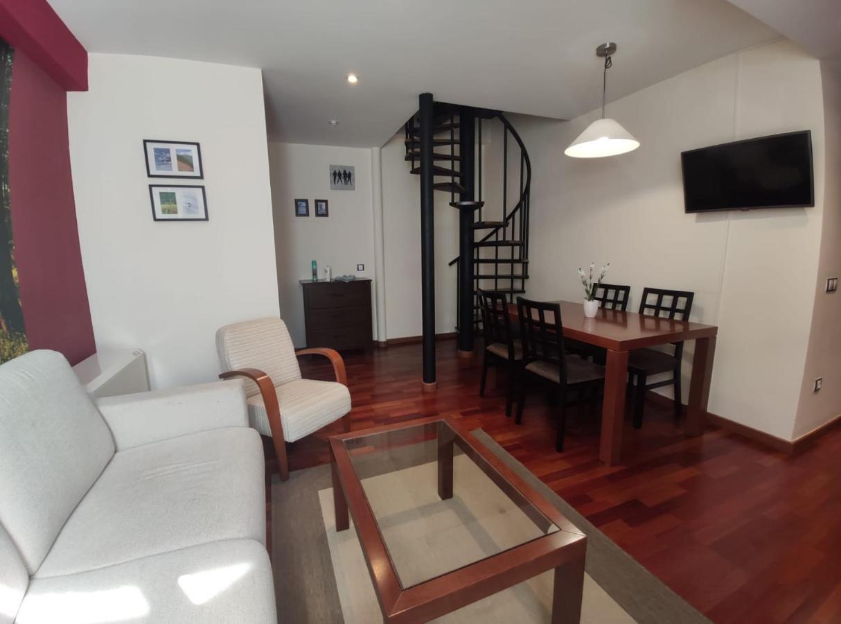 Apartamento Montes De Villanúa Zewnętrze zdjęcie