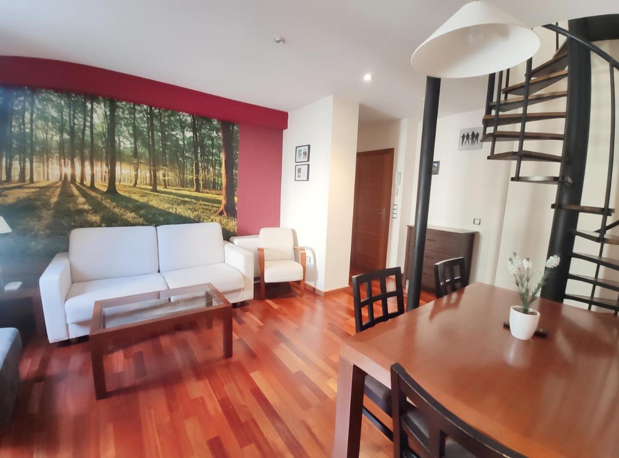 Apartamento Montes De Villanúa Zewnętrze zdjęcie
